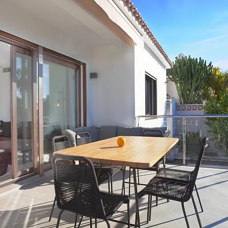 Modern Near Costabella