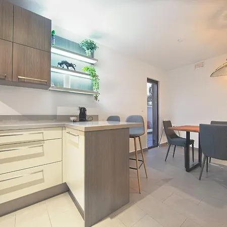 Holiday home Modern Near Costabella